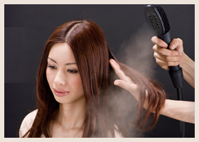 パルッキーを使った髪の毛に優しいヘアカラー・パーマ